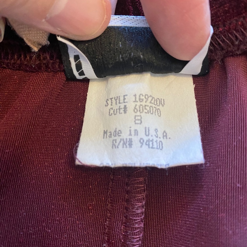 Believe Burgundy Velour Straight Leg Pants Y2K Lounge Size 8 - Picture 9 of 16